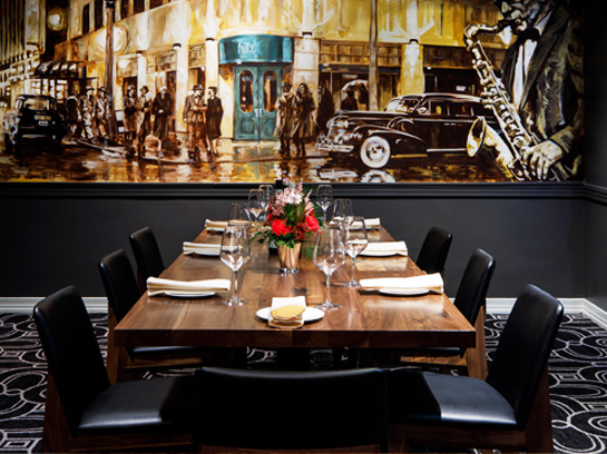 Private dining Highlights in Oggies Kitchen Bar Milwaukee, wisconsin